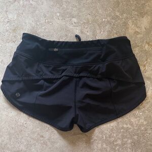 Lululemon Speed Up Low Rise Lined Short, 2.5” Black, Size 4
